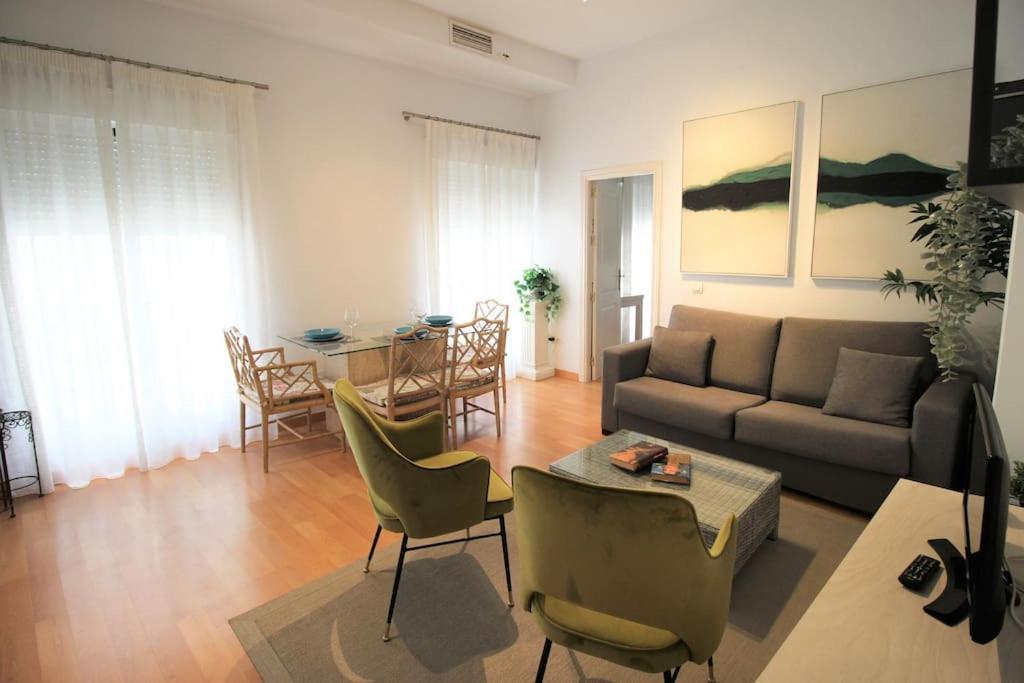 Bonito Y Silencioso Apartamento - Centro Historico Málaga Esterno foto